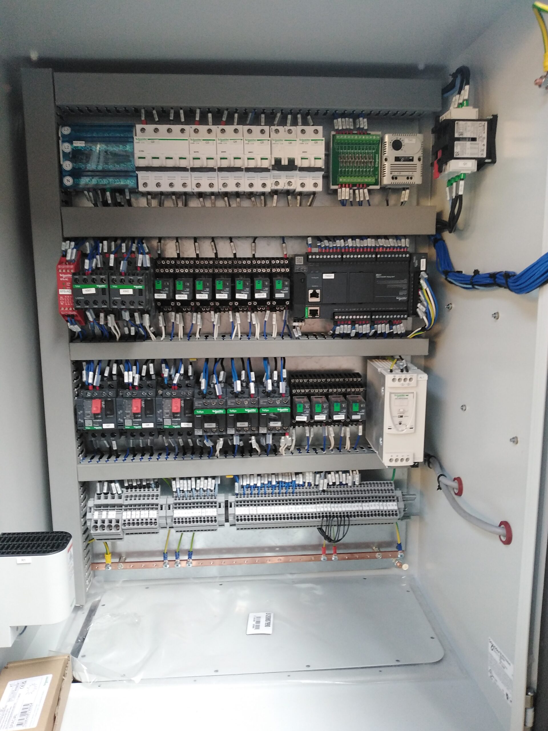 Câblage de coffret électrique